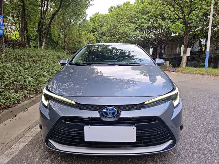 Фото 2 - Toyota Levin