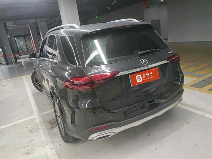 Фото 7 - Mercedes-Benz GLE-Class
