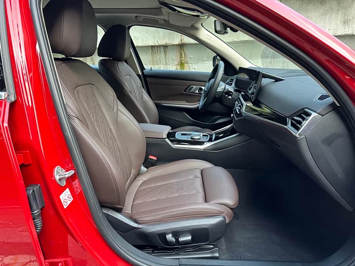 Фото 10 - BMW i3