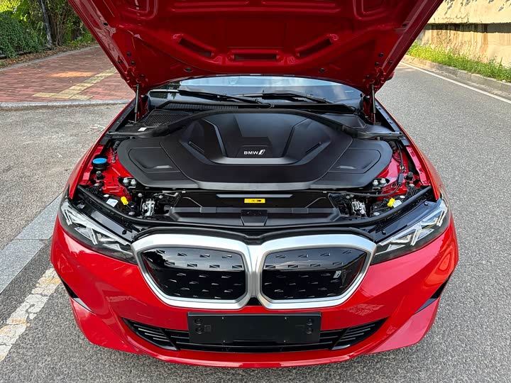 Фото 21 - BMW i3