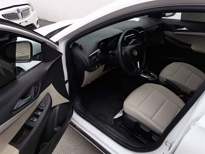 Фото 16 - Buick Excelle