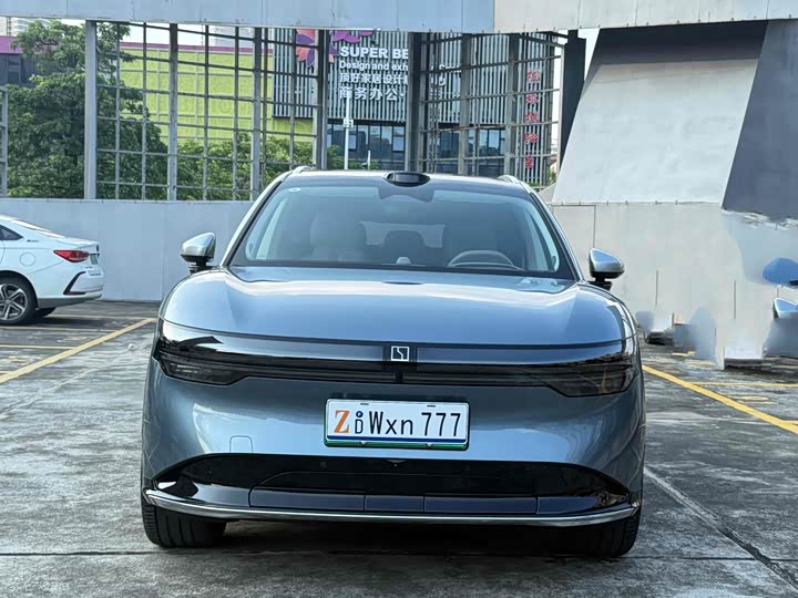 Фото 2 - Zeekr 7X