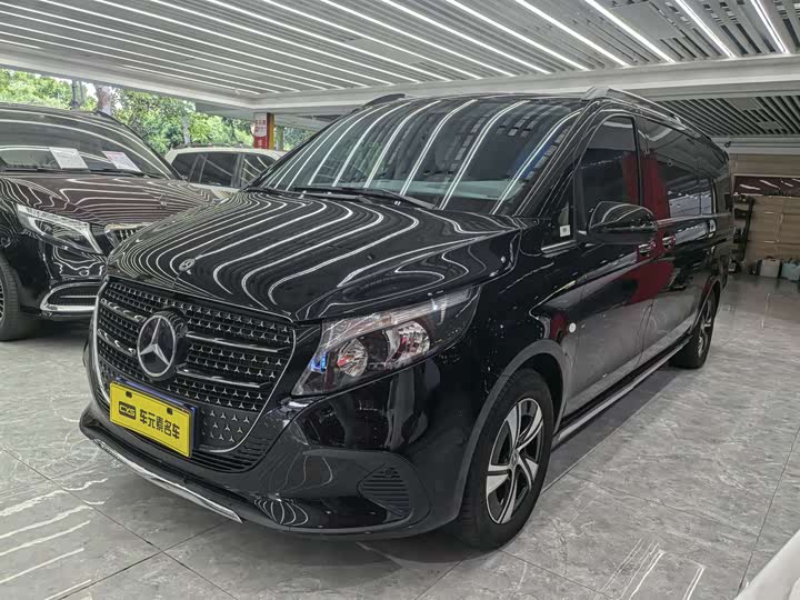 Фото 1 - Mercedes-Benz Vito