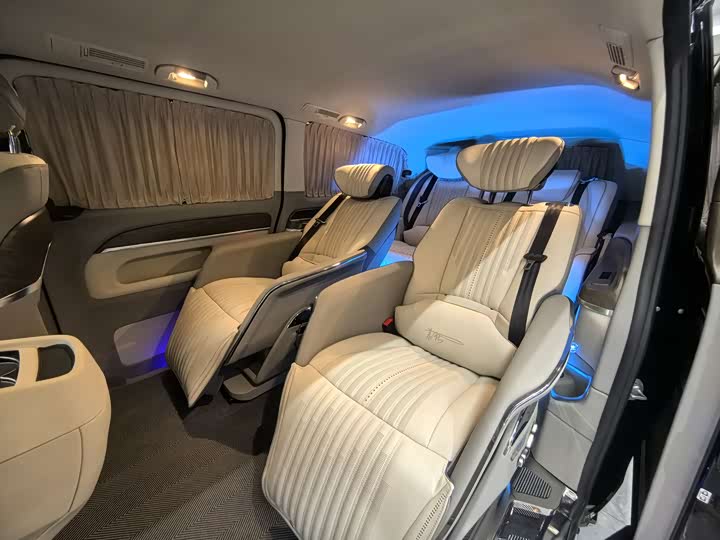 Фото 6 - Mercedes-Benz Vito