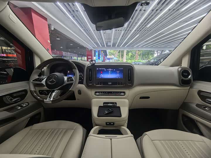 Фото 8 - Mercedes-Benz Vito