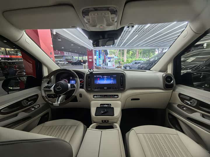 Фото 9 - Mercedes-Benz Vito