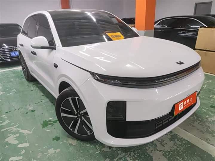 Фото 2 - LiXiang L6