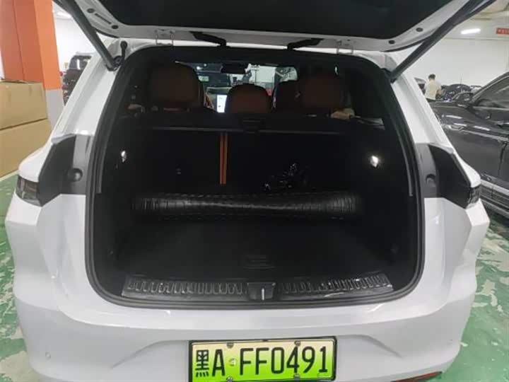 Фото 9 - LiXiang L6