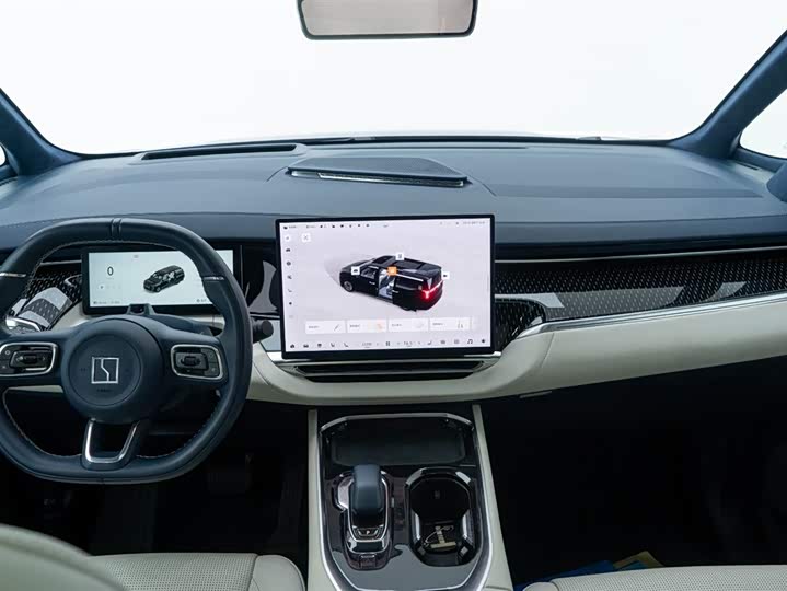 Фото 11 - Zeekr 009