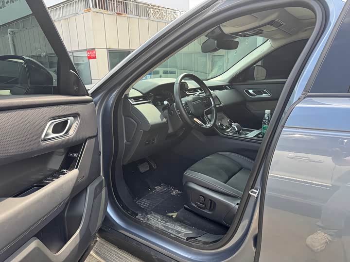 Фото 4 - Land Rover Range Rover Velar