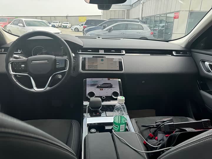 Фото 6 - Land Rover Range Rover Velar