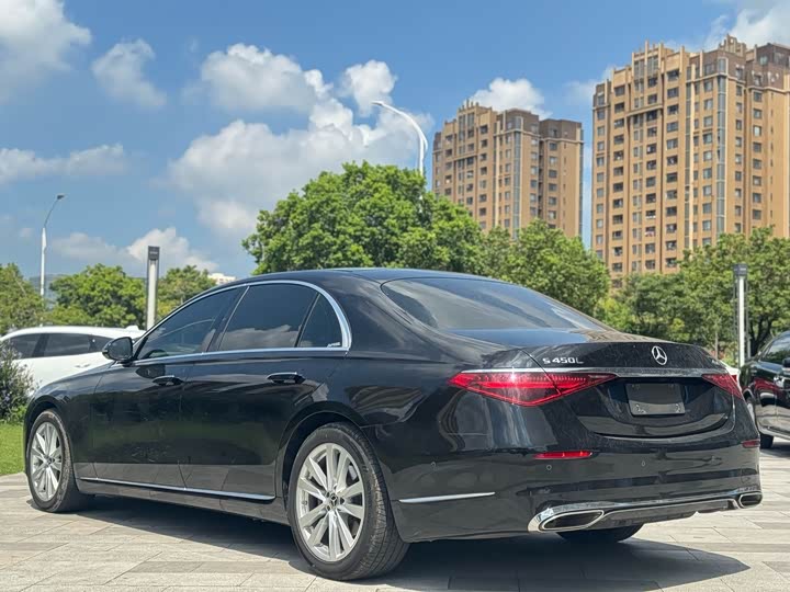 Фото 4 - Mercedes-Benz S-Class