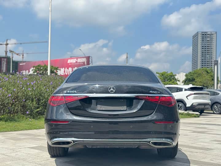 Фото 5 - Mercedes-Benz S-Class