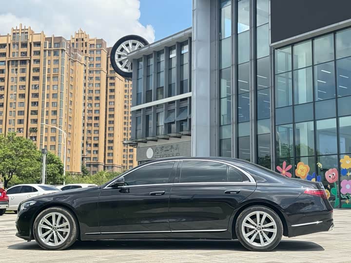 Фото 7 - Mercedes-Benz S-Class