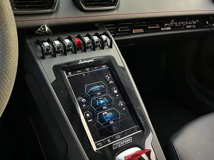 Фото 9 - Lamborghini Huracán