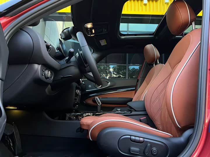 Фото 5 - Mini Clubman