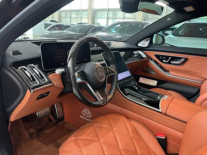 Фото 8 - Mercedes-Benz Maybach S-Class