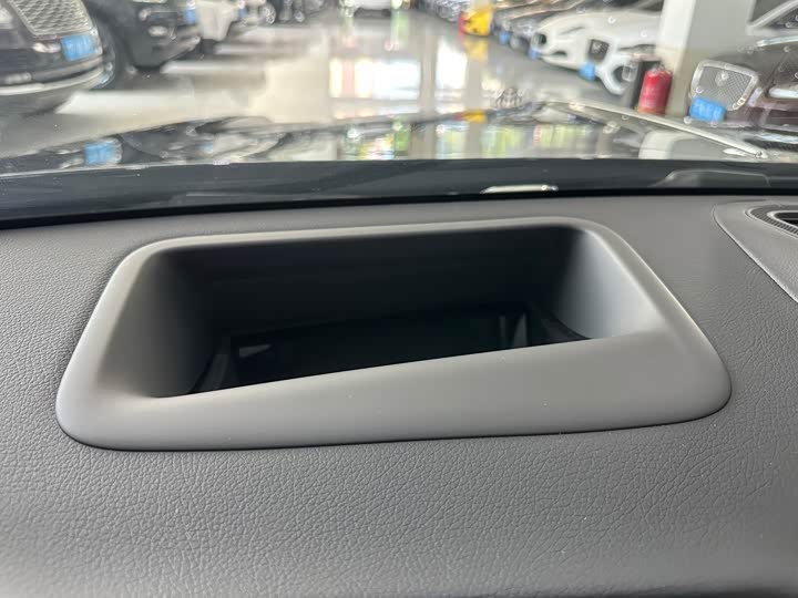 Фото 9 - Mercedes-Benz Maybach S-Class