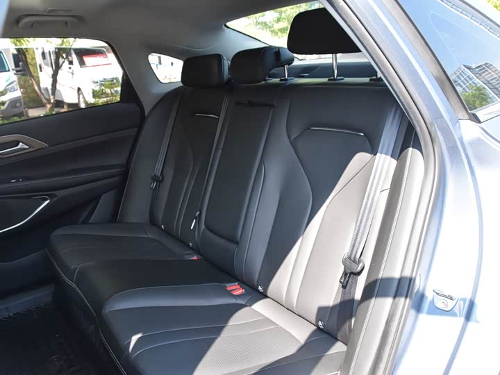 Фото 11 - XPeng P5