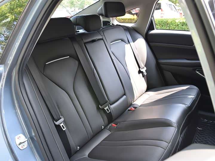 Фото 13 - XPeng P5