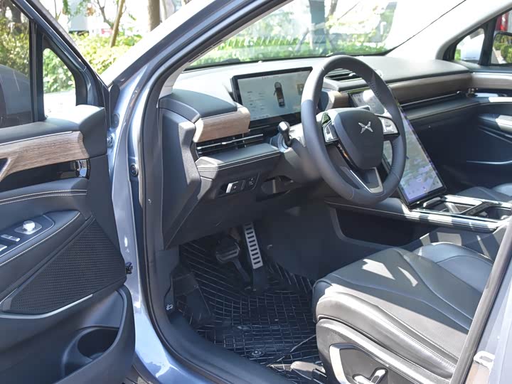 Фото 8 - XPeng P5