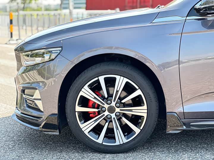 Photo 5 - Geely Preface