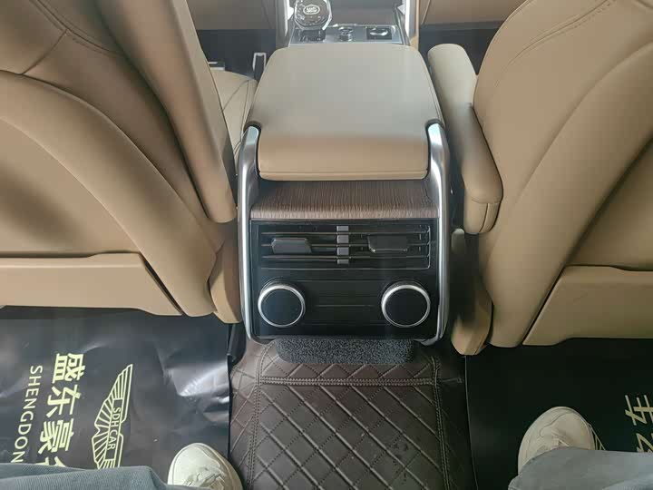 Фото 14 - Land Rover Range Rover