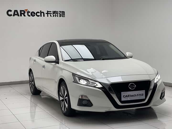 Фото 13 - Nissan Teana