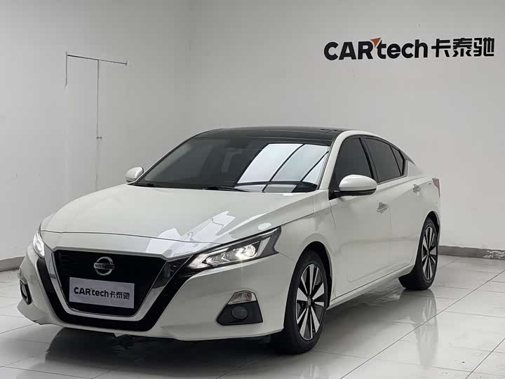 Фото 14 - Nissan Teana