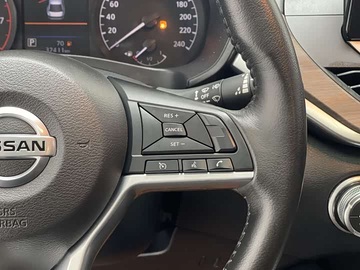 Фото 23 - Nissan Teana