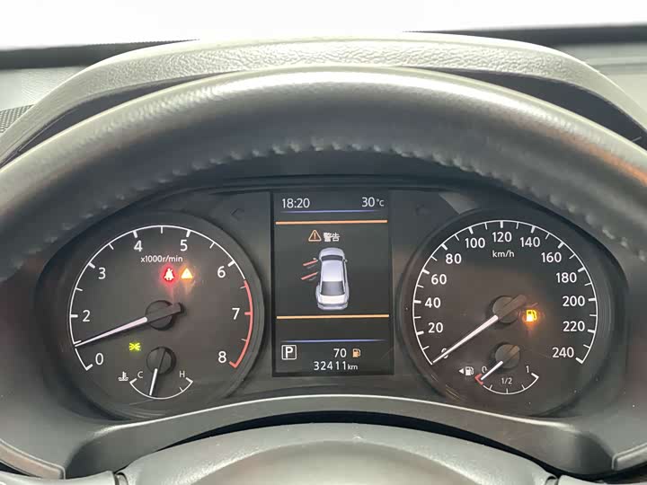 Фото 33 - Nissan Teana