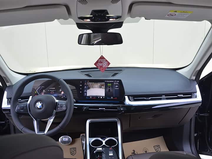 Фото 14 - BMW X1