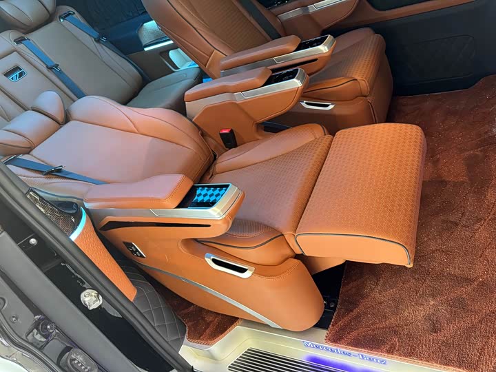 Фото 17 - Mercedes-Benz Vito