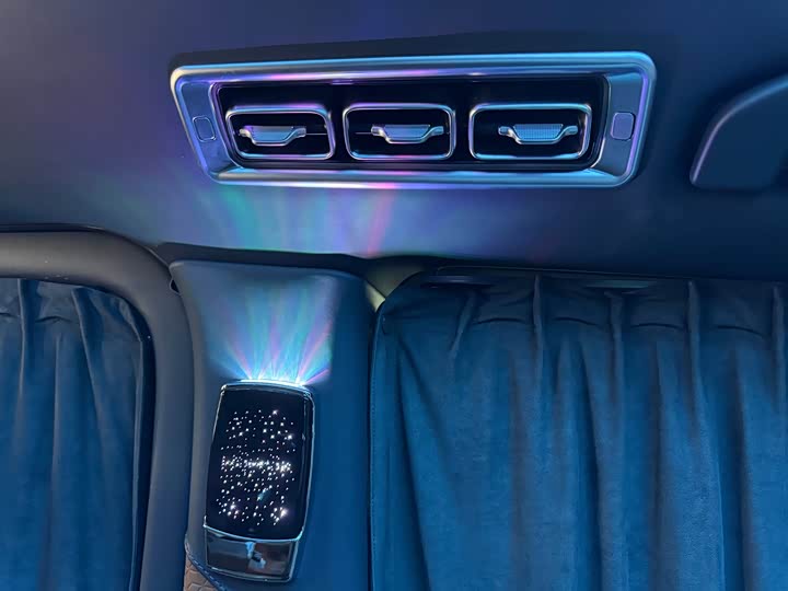 Фото 34 - Mercedes-Benz Vito