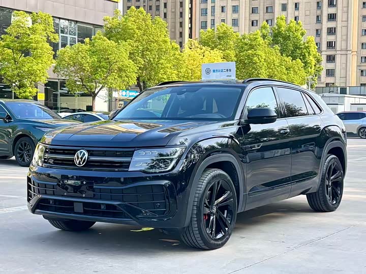 Фото 1 - Volkswagen Teramont X