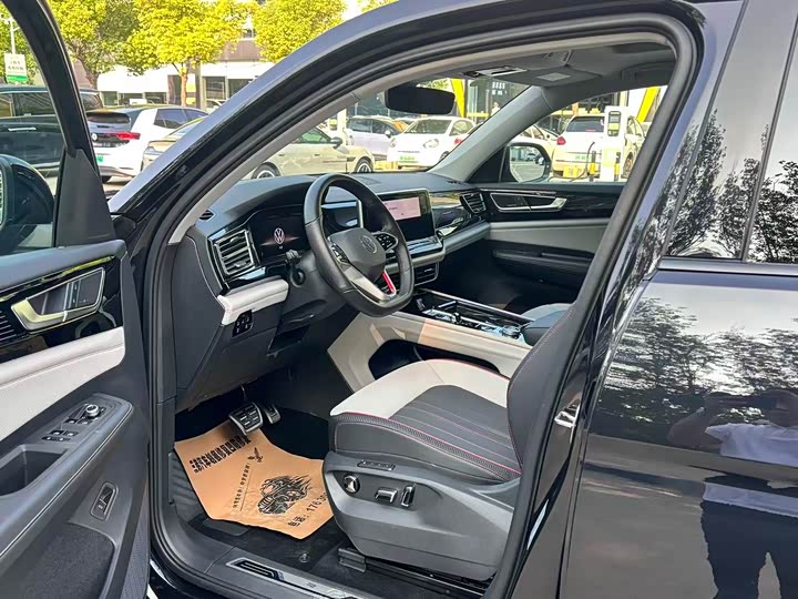 Фото 11 - Volkswagen Teramont X