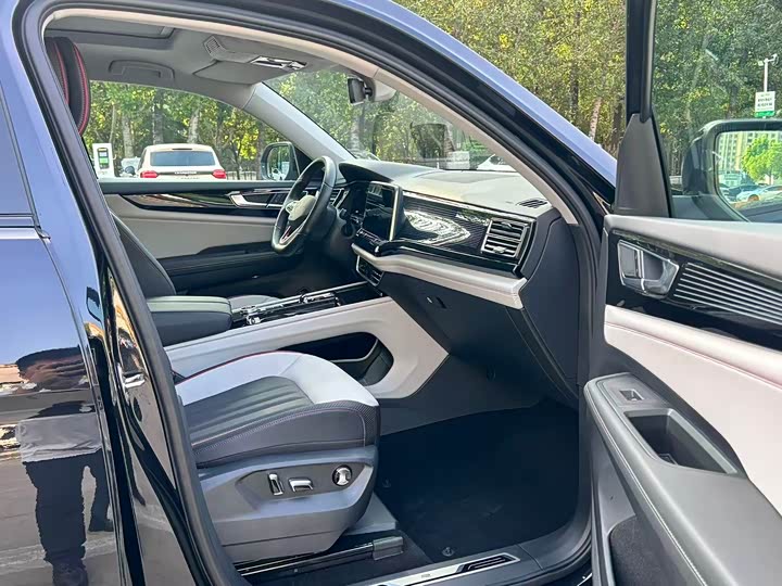 Фото 7 - Volkswagen Teramont X