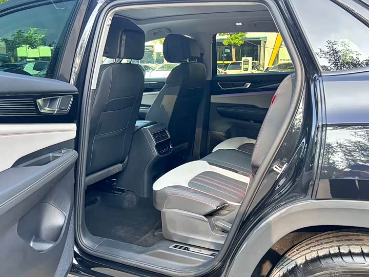 Фото 9 - Volkswagen Teramont X