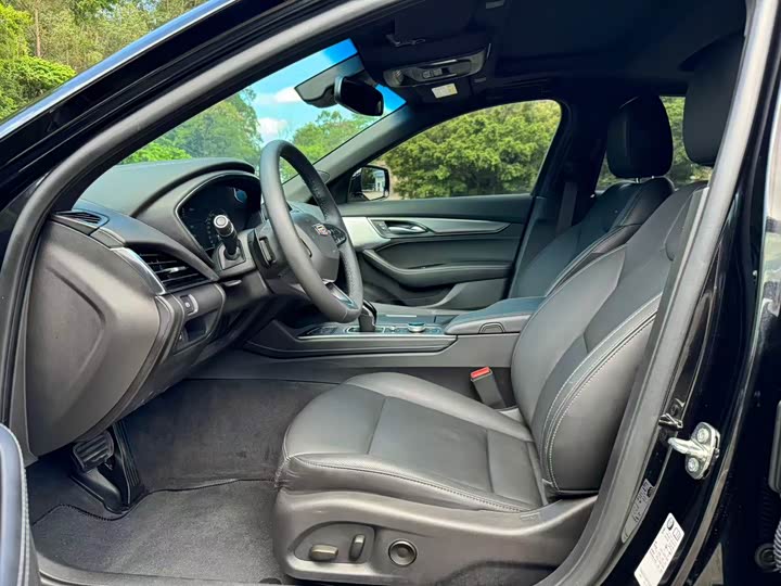 Photo 11 - Cadillac CT5