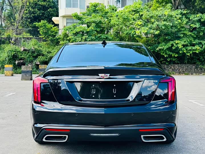 Photo 4 - Cadillac CT5