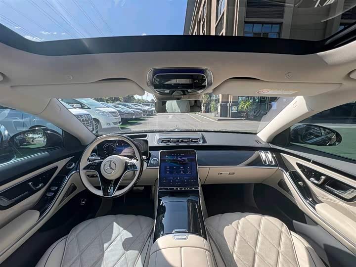 Фото 7 - Mercedes-Benz Maybach S-Class