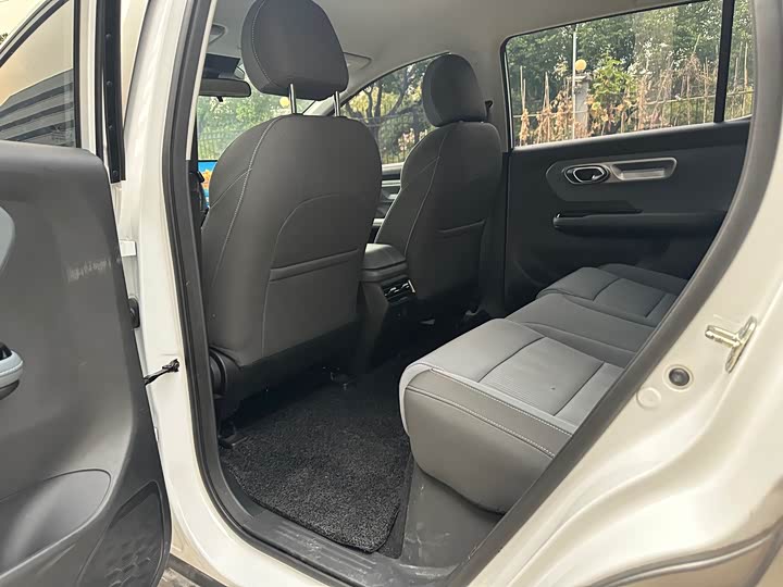 Фото 11 - GAC Aion Y