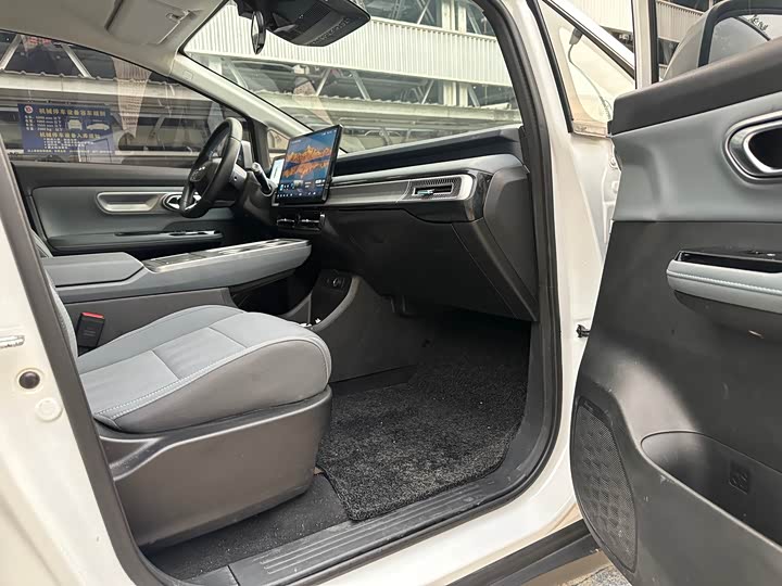 Фото 18 - GAC Aion Y