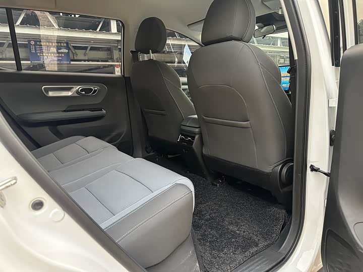 Фото 21 - GAC Aion Y