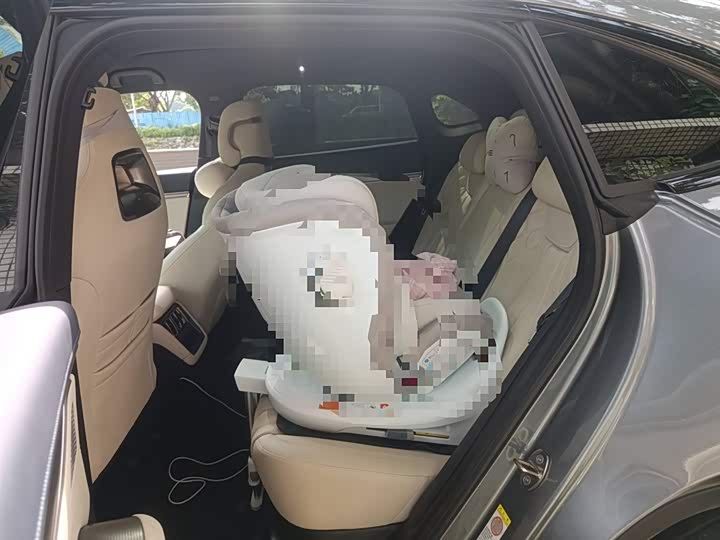 Фото 15 - BYD Song L