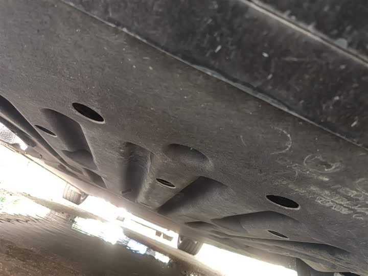 Фото 23 - BYD Song L