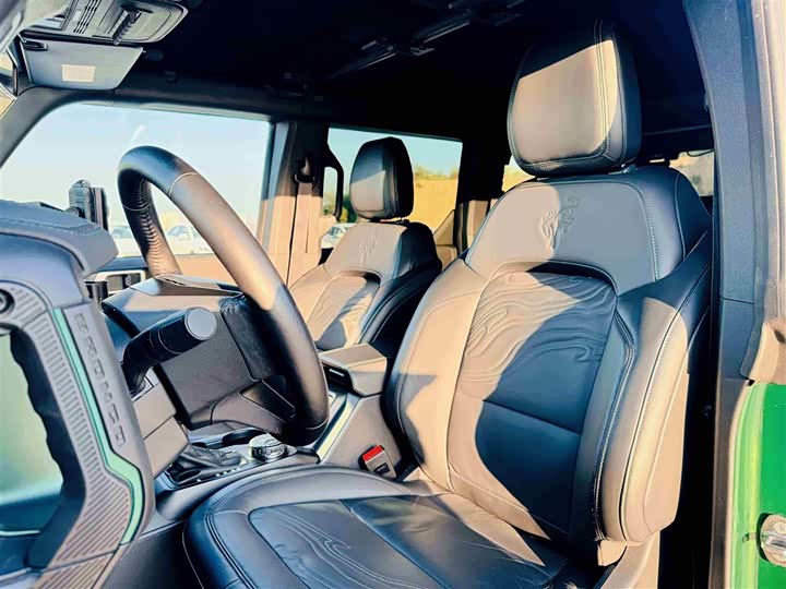 Фото 7 - Ford Bronco