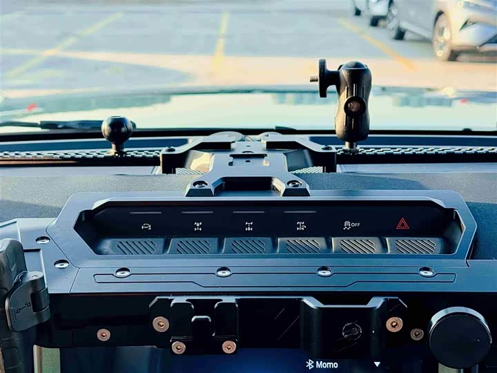 Фото 9 - Ford Bronco