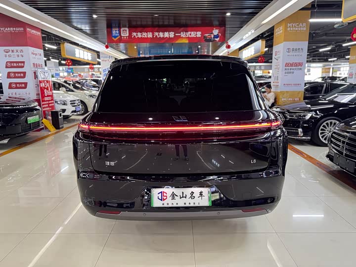 Фото 14 - LiXiang L8