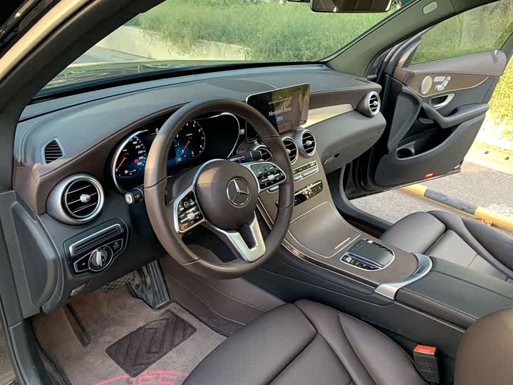 Фото 10 - Mercedes-Benz GLC-Class